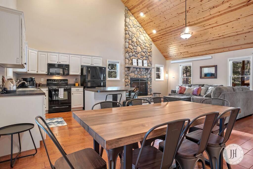 Elk Ridge Fire Place Custer Kültér fotó